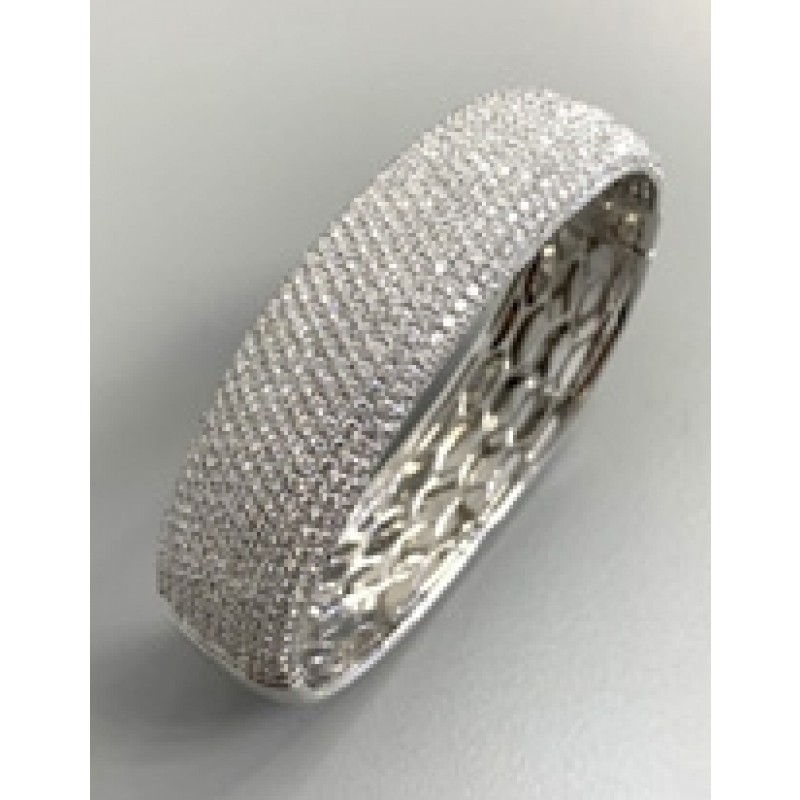 BANBLE BRACELET 18K WG w/9.54CT DIAMONDS