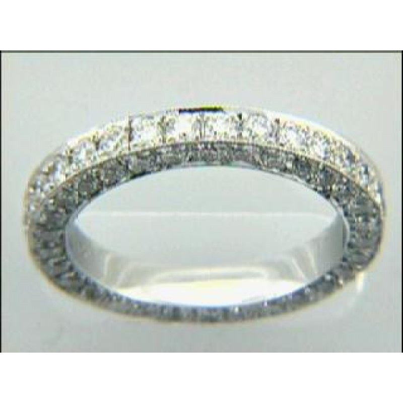 LADIES  BAND 18K w/2.17 CTS DIAMONDS ETERNITY