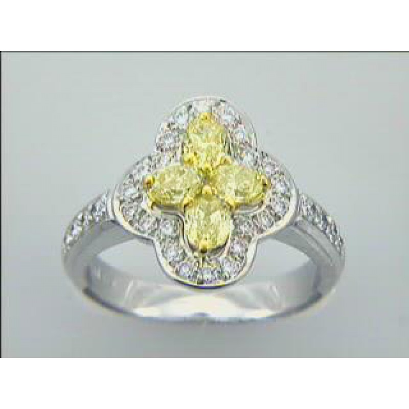 RING  PLAT w/0.39CTS DIAM'S+0.84CTS FANCY YELLOW