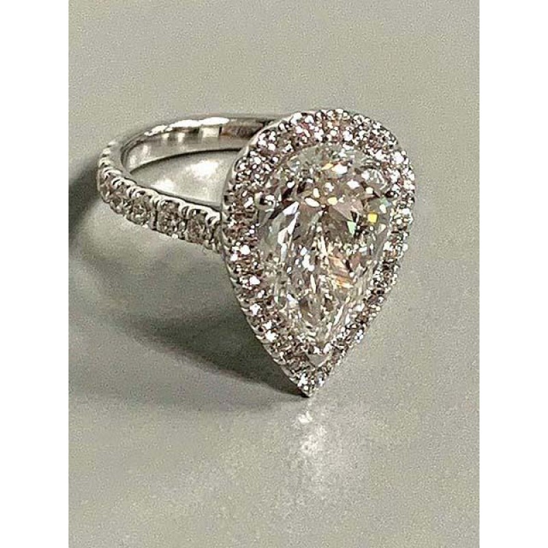 ENG. RING 18K WG w/0.68CT ROUNDS (center extra)