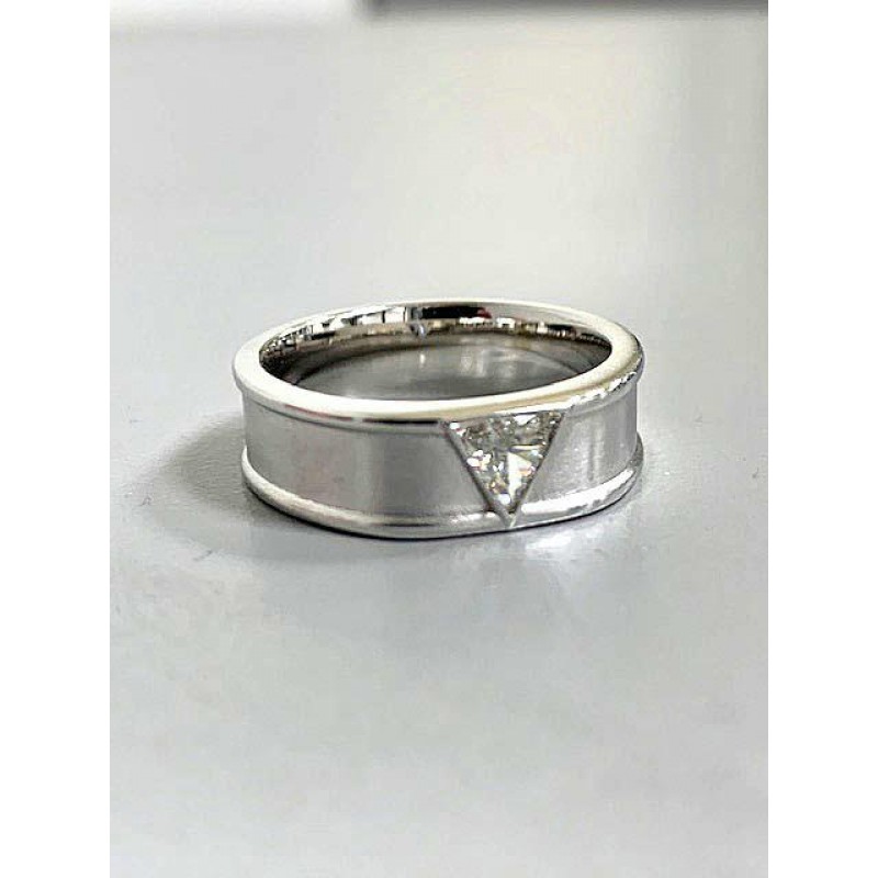 GENT'S RING 14K WG w/0.39CT TRILLION DIAMOND "SPECIAL ORDER"
